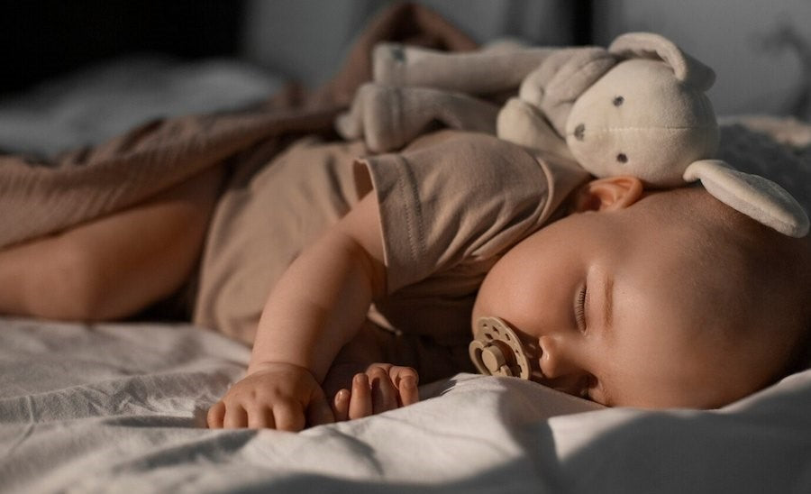 How to Wake Up a Newborn for Feeding